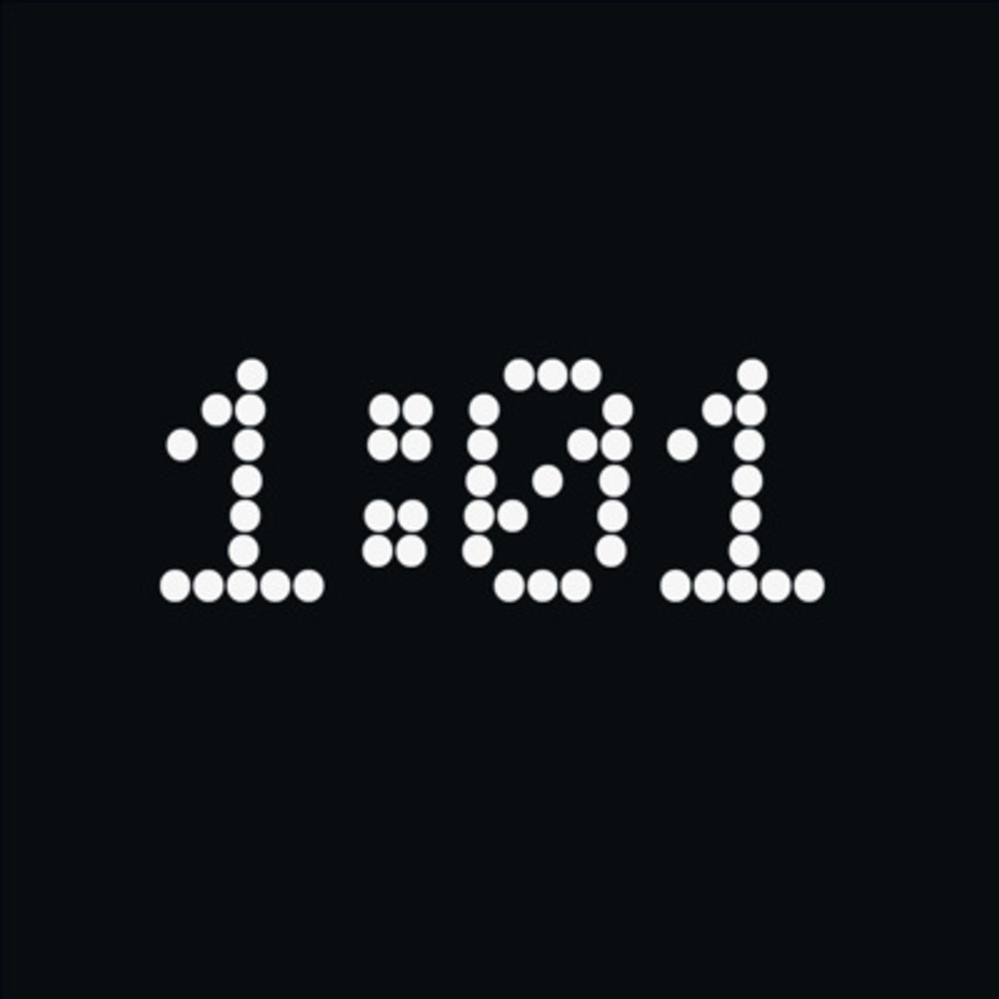 پایلوت : 01:01 episode artwork