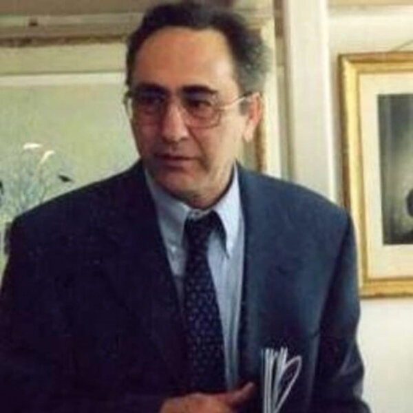 Vaziri, Shahrokh