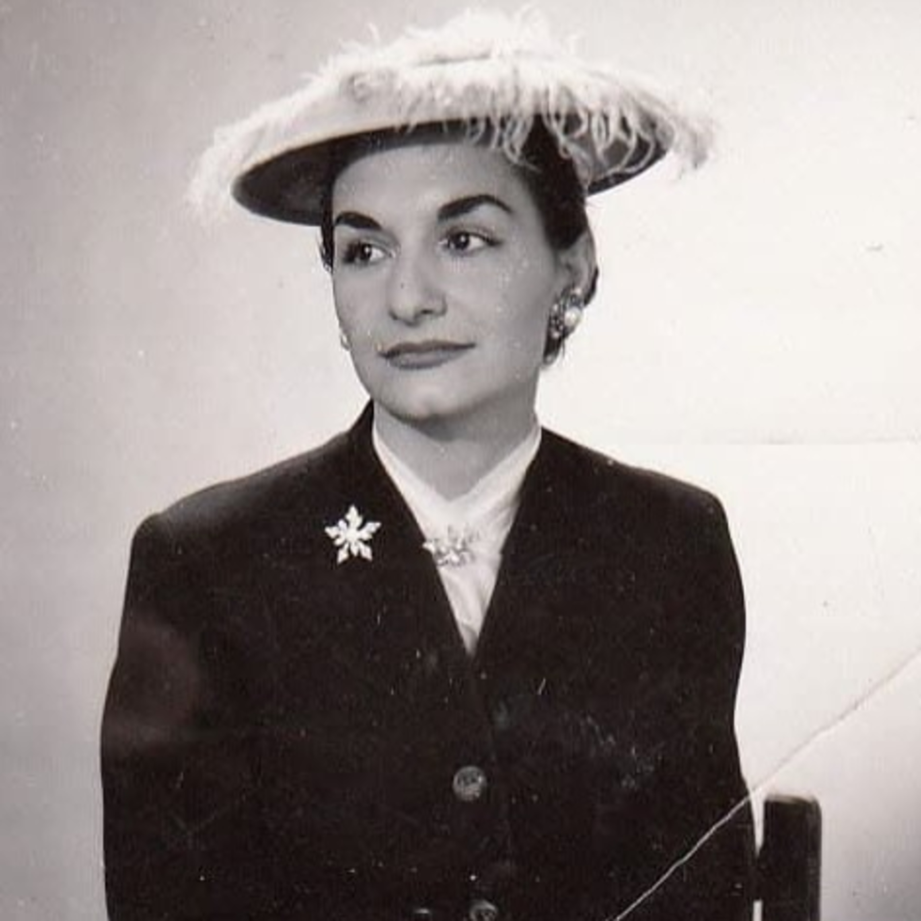 Moayyed Sabeti, Parvin