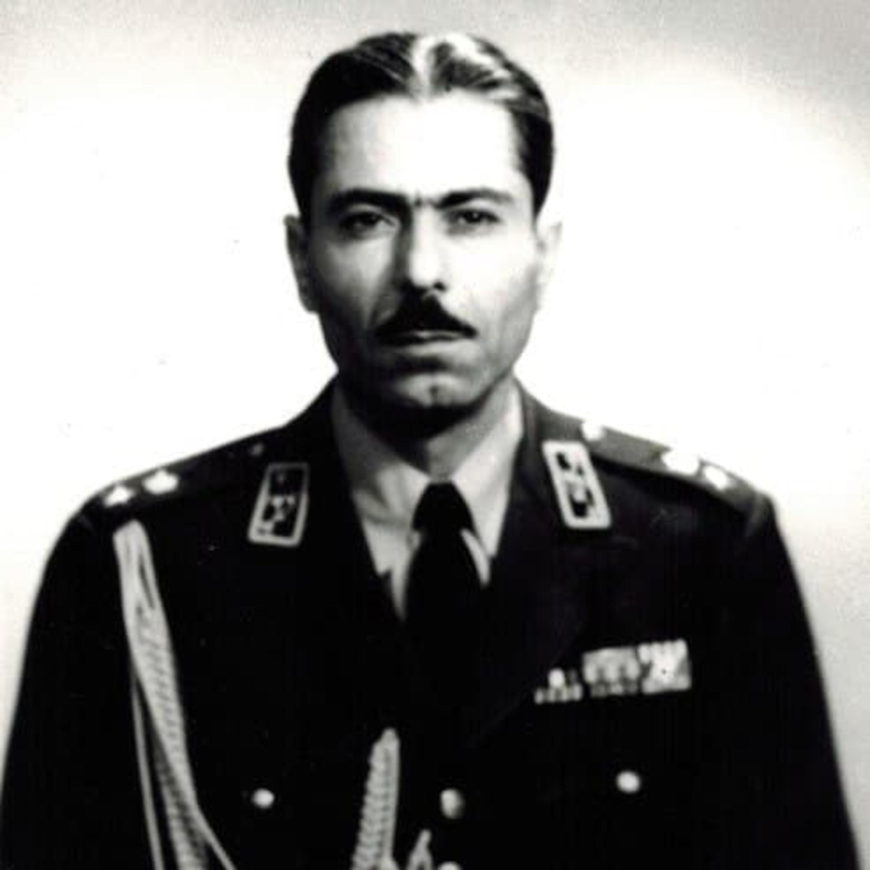 Alavi Kia, General Hasan