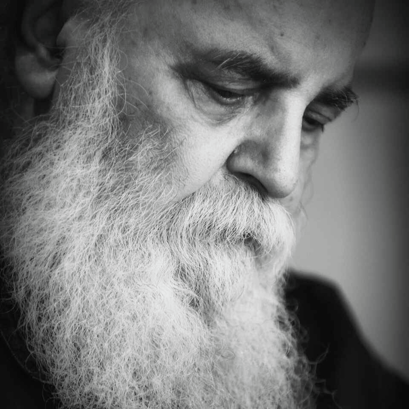 این ۶ دکلمه ی هوشنگ ابتهاج را گوش دهید
