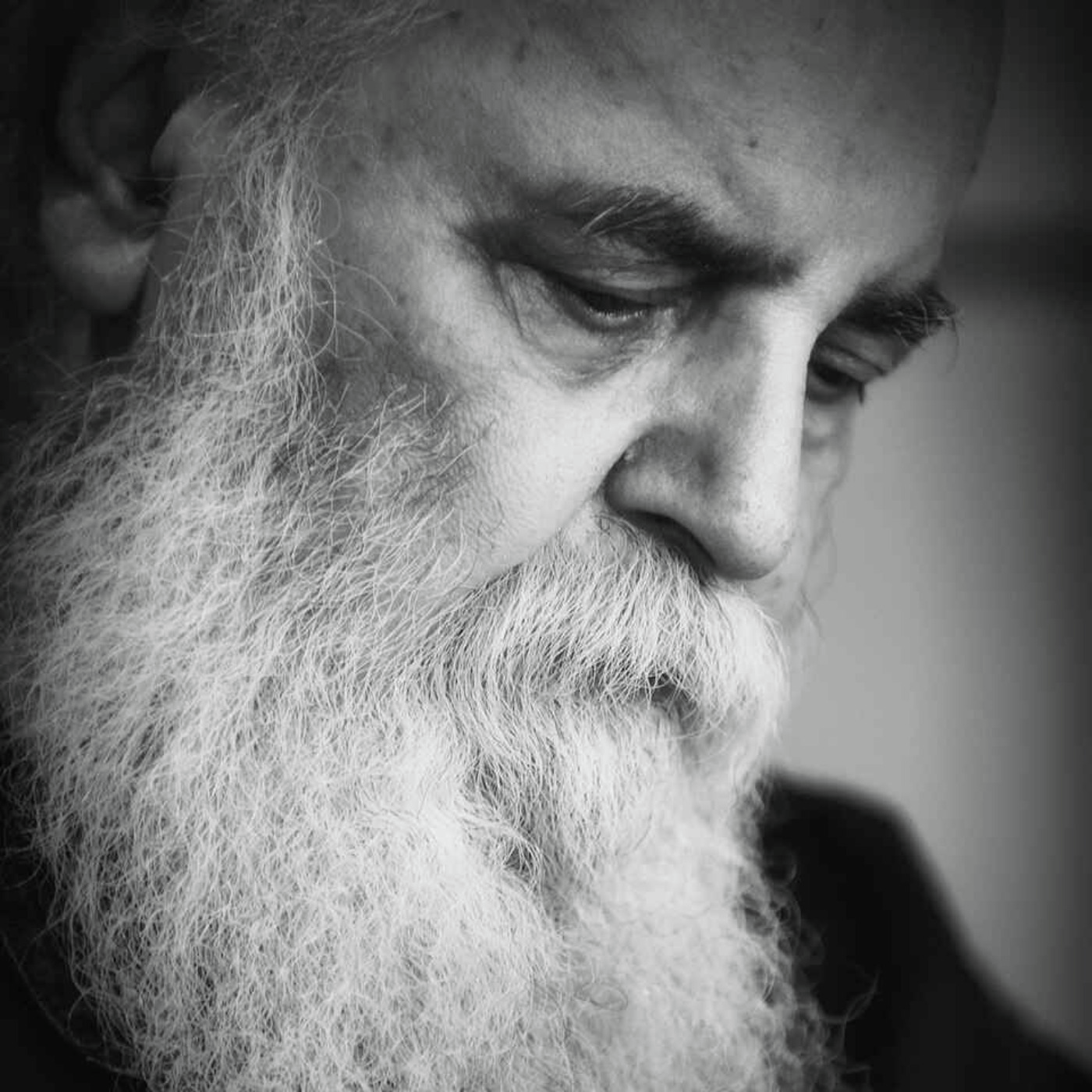 این ۶ دکلمه ی هوشنگ ابتهاج را گوش دهید