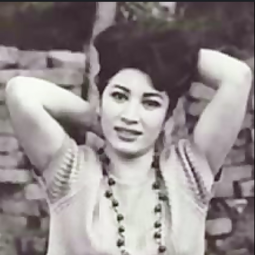 دختر و بهار