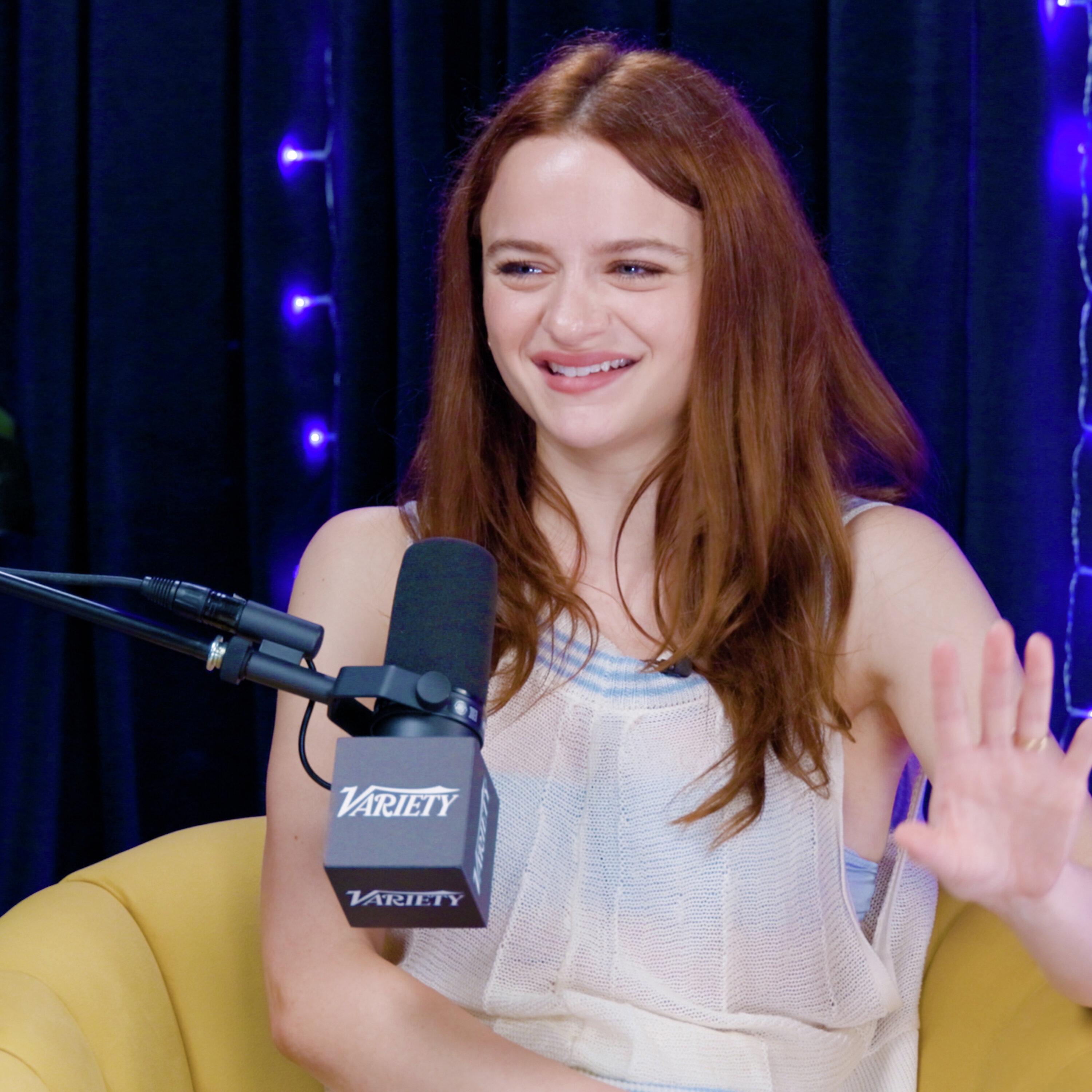 Joey King: Practical Magic 2, The Kissing Booth, Uglies 2 Rumors, & Her Experience as a Child Star