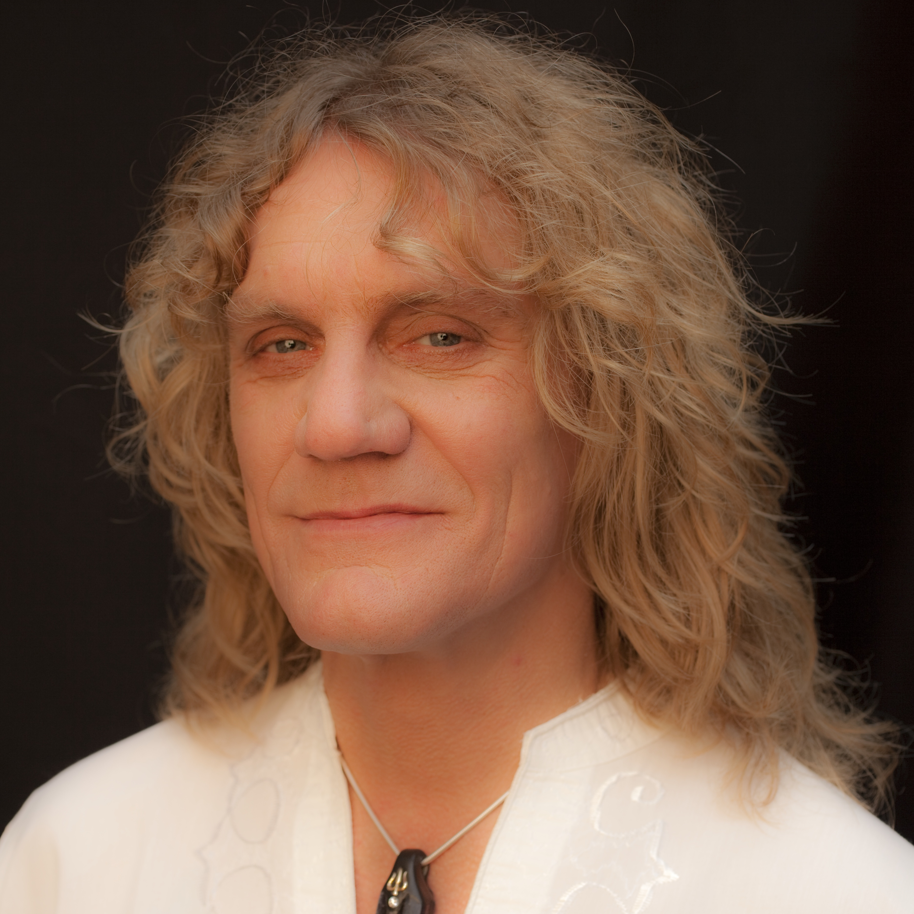 Crystal Qigong with Glastonbury's Lui Krieg episode artwork
