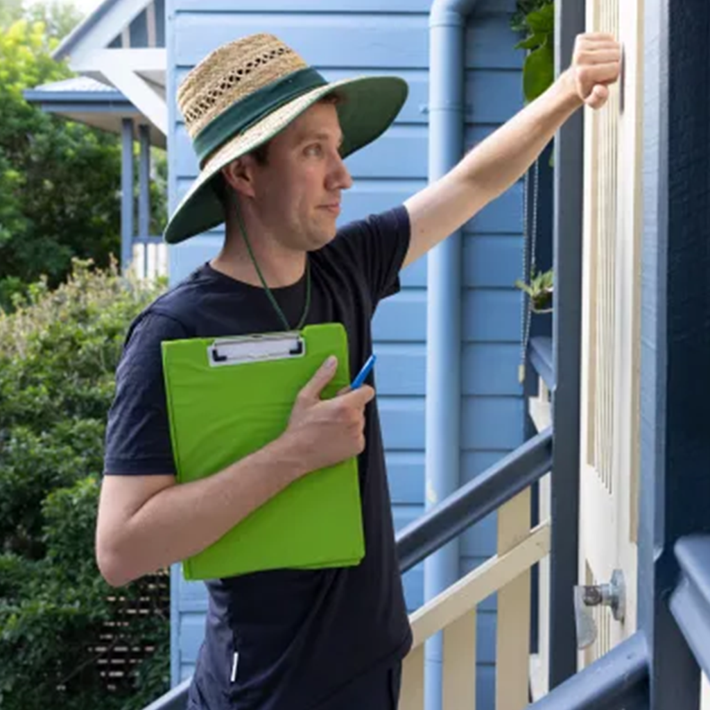 185: Doorknockers on doorknocking
