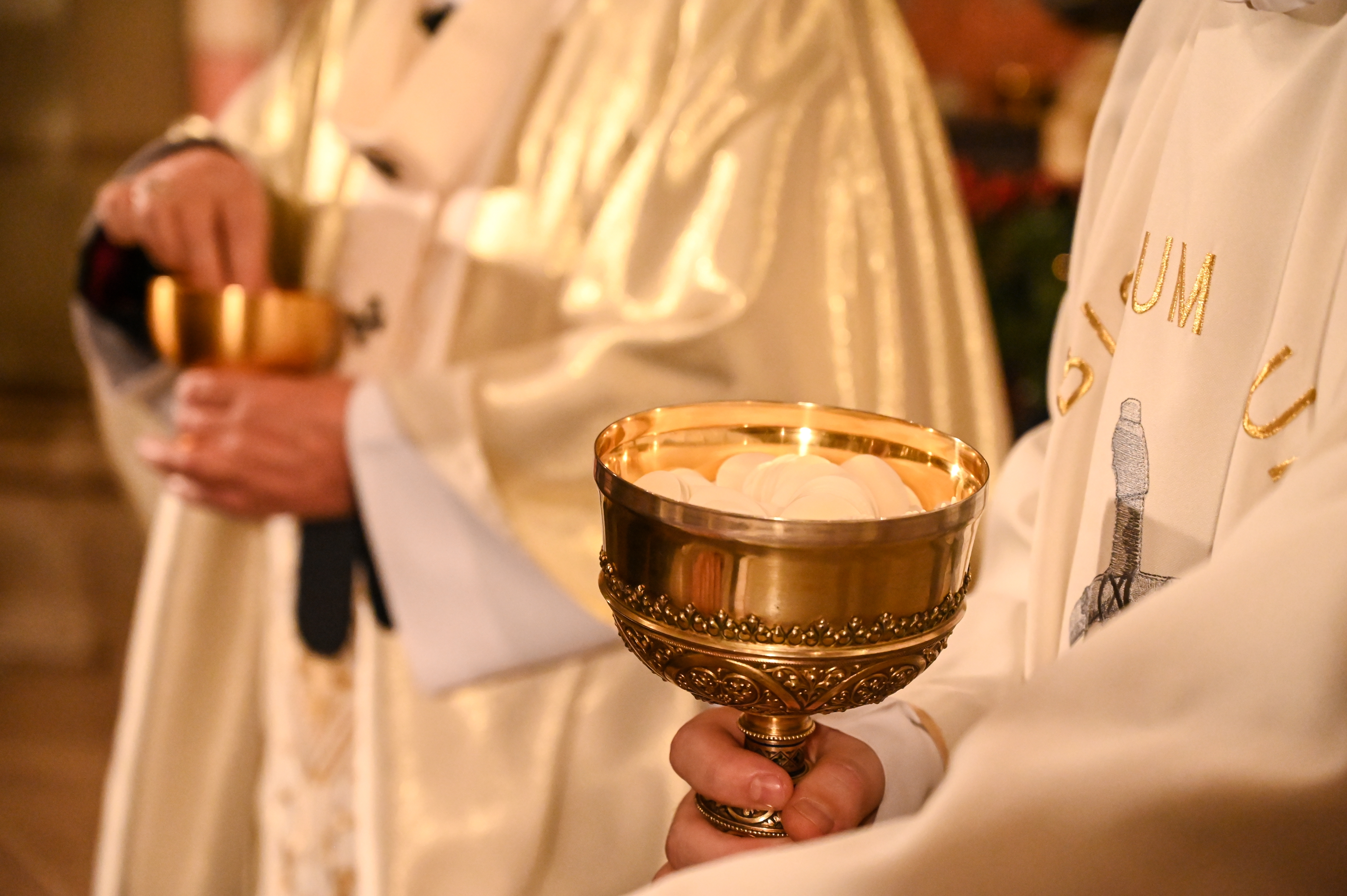 Why is Holy Communion Offered at Every Mass? (The Patrick Madrid Show)