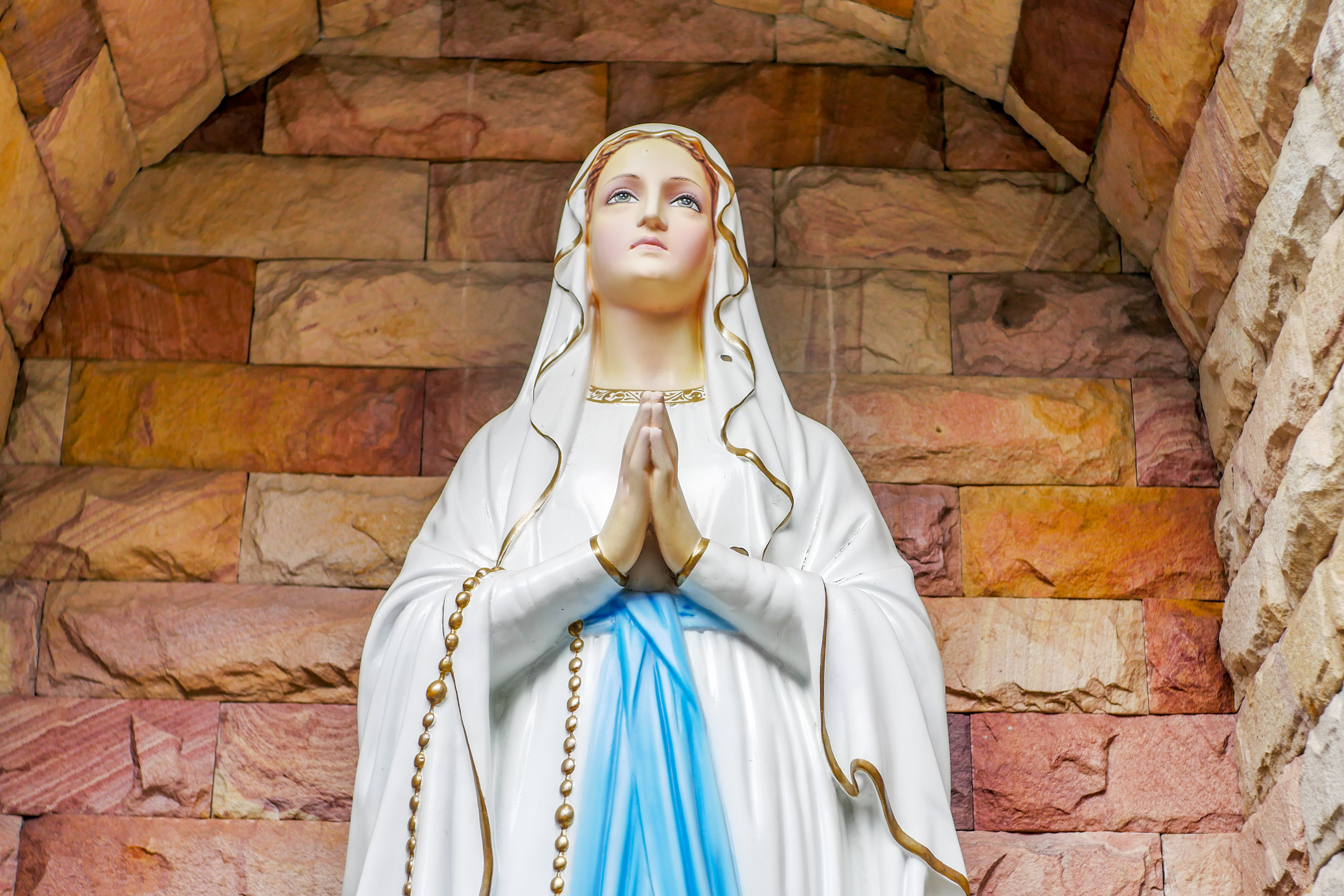 The Patrick Madrid Show - The Great Debate: Do Catholics Worship Mary and Statues?
