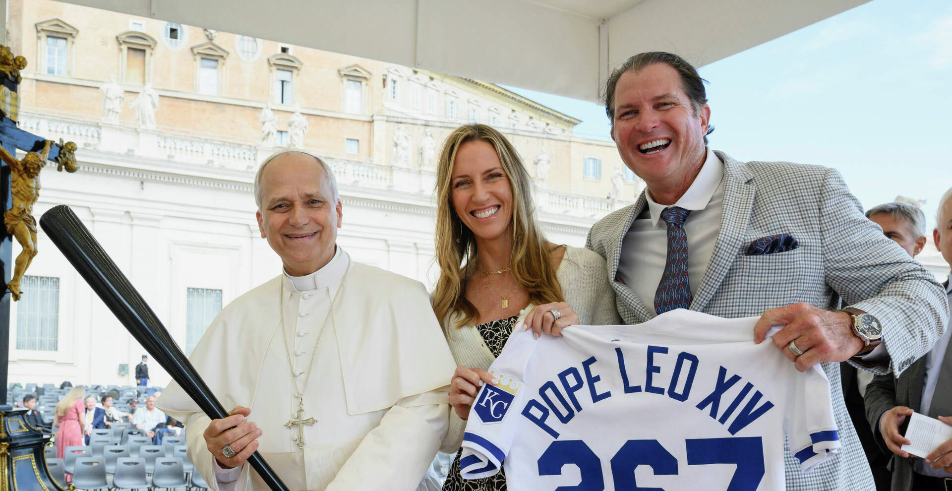 MLB World Series Preview and a Meeting with Pope Leo (Morning Air)
