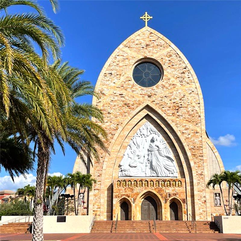 Live from Ave Maria University! (Family Rosary Across America)