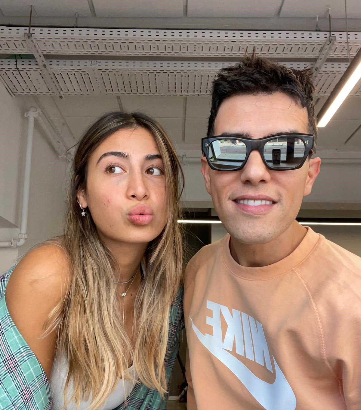 פרק 14: משהו ממני | הראל סקעת