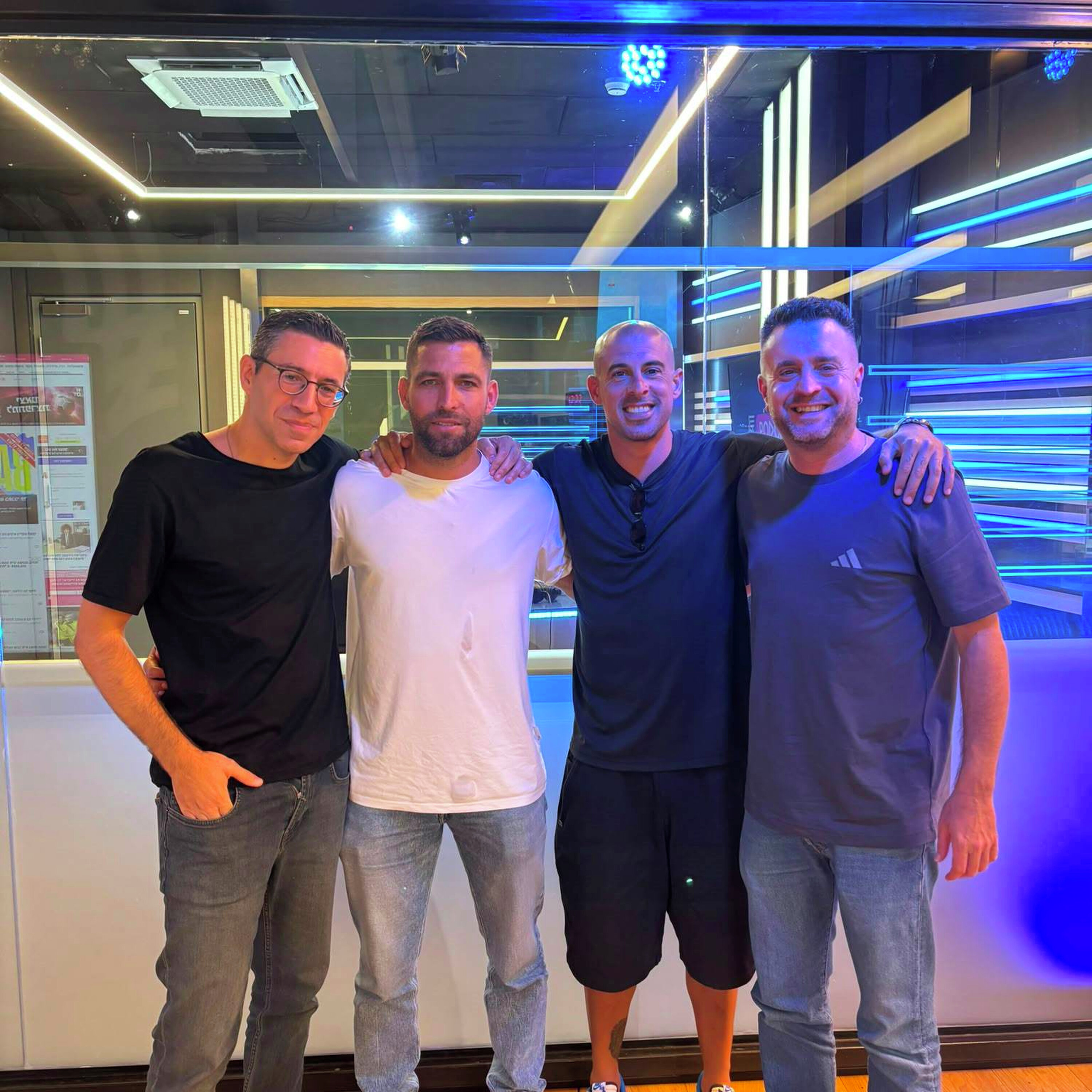 האם יש אלופה מסתמנת?