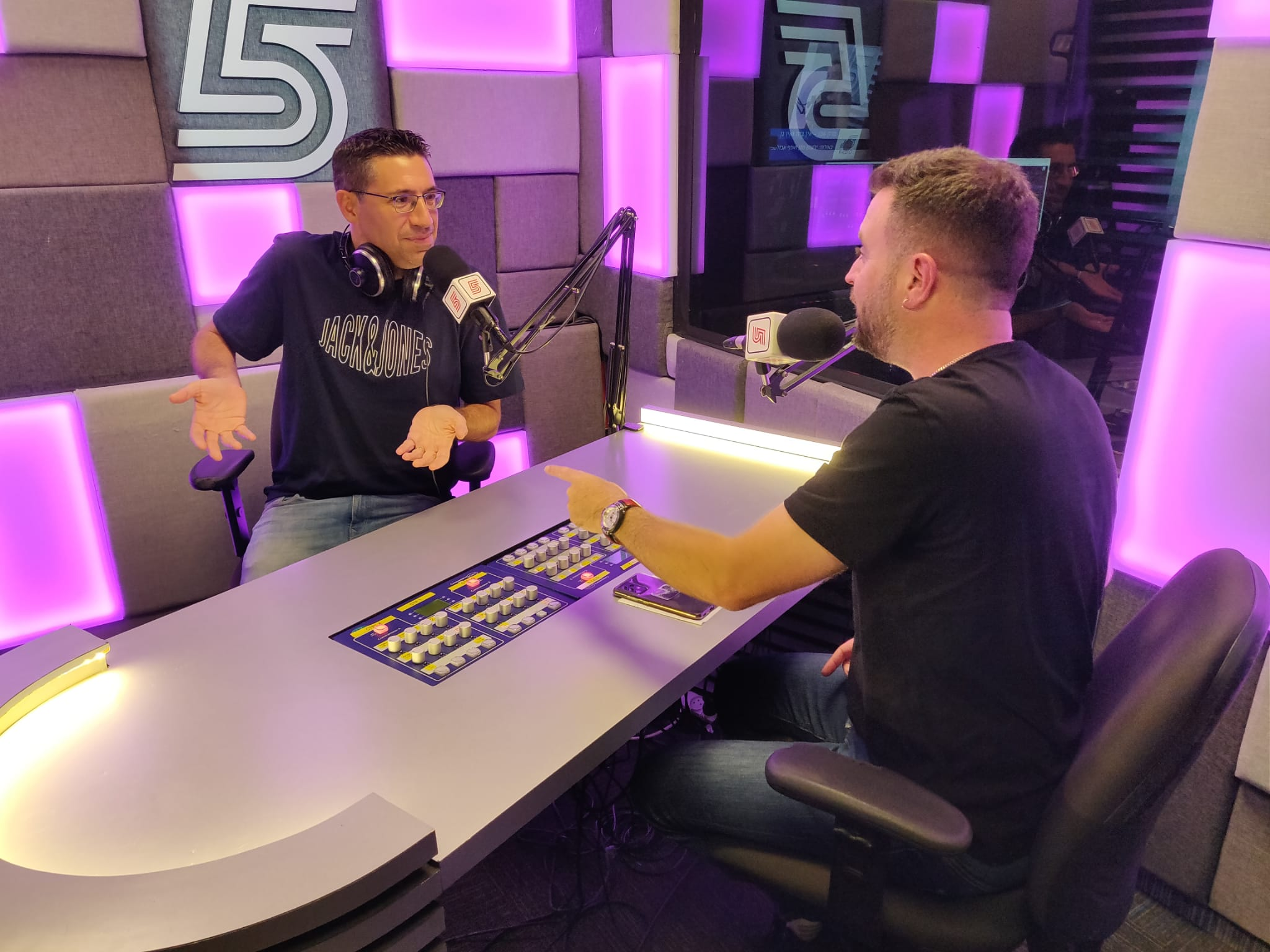 אין בית ואין גן