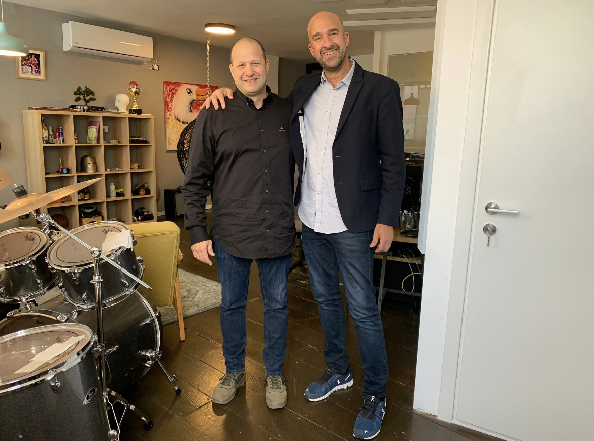 פרק 196: שי חגואל, סמנכ״ל אסטרטגיה, שיווק ופיתוח עסקי של קבוצת משפחה