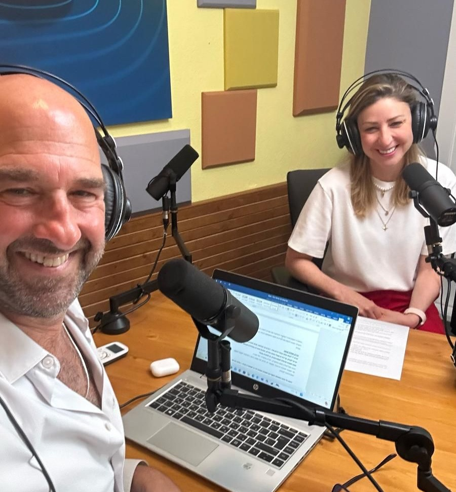 פרק 353: נויה פרסול קפלינסקי, מנהלת מחלקת שיווק ופיתוח מוצרים, כאל