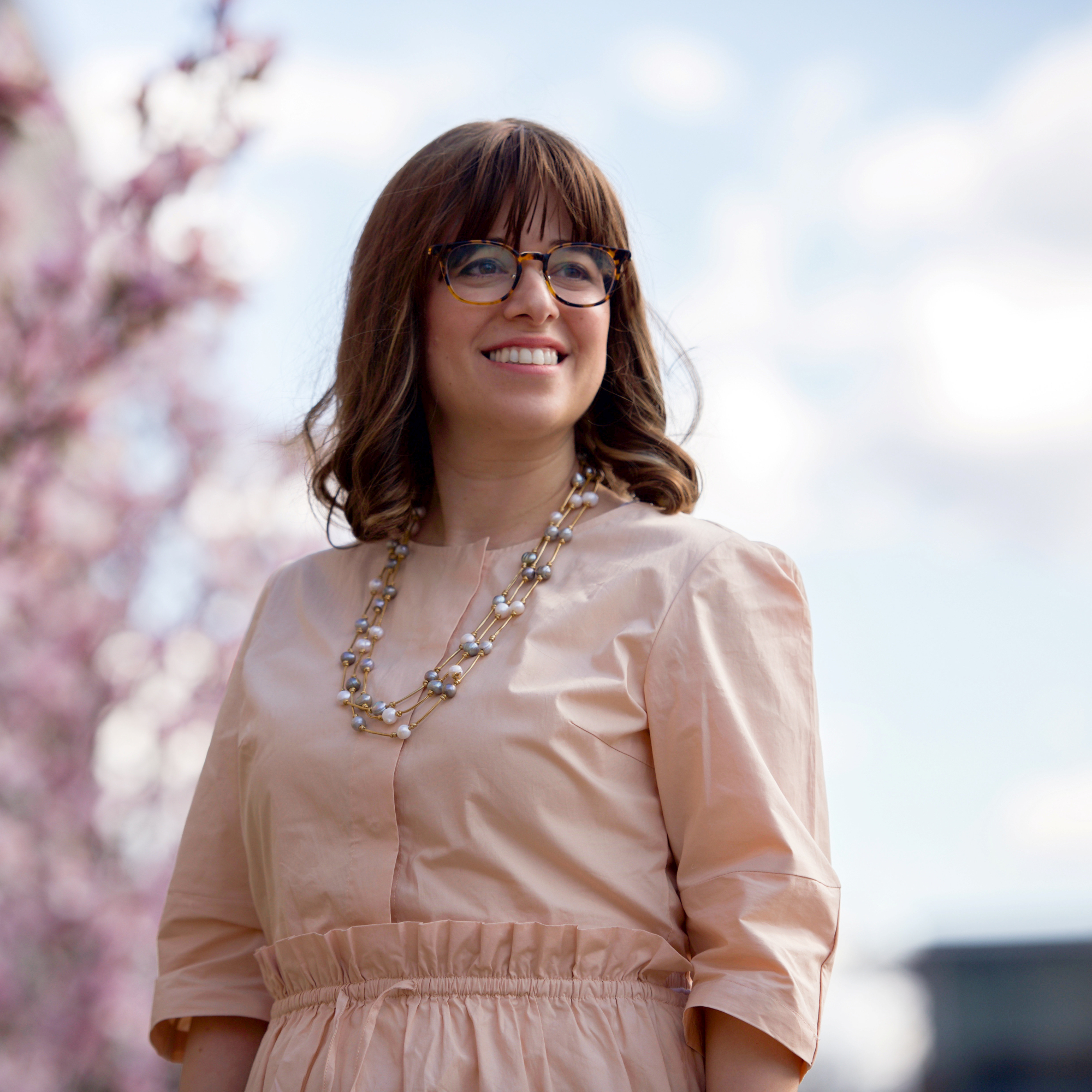 "אומרים לי, 'נחומי, מתי תהיי חילונית?' אבל לא לחילונים ולא לחרדים יש את כל האור"