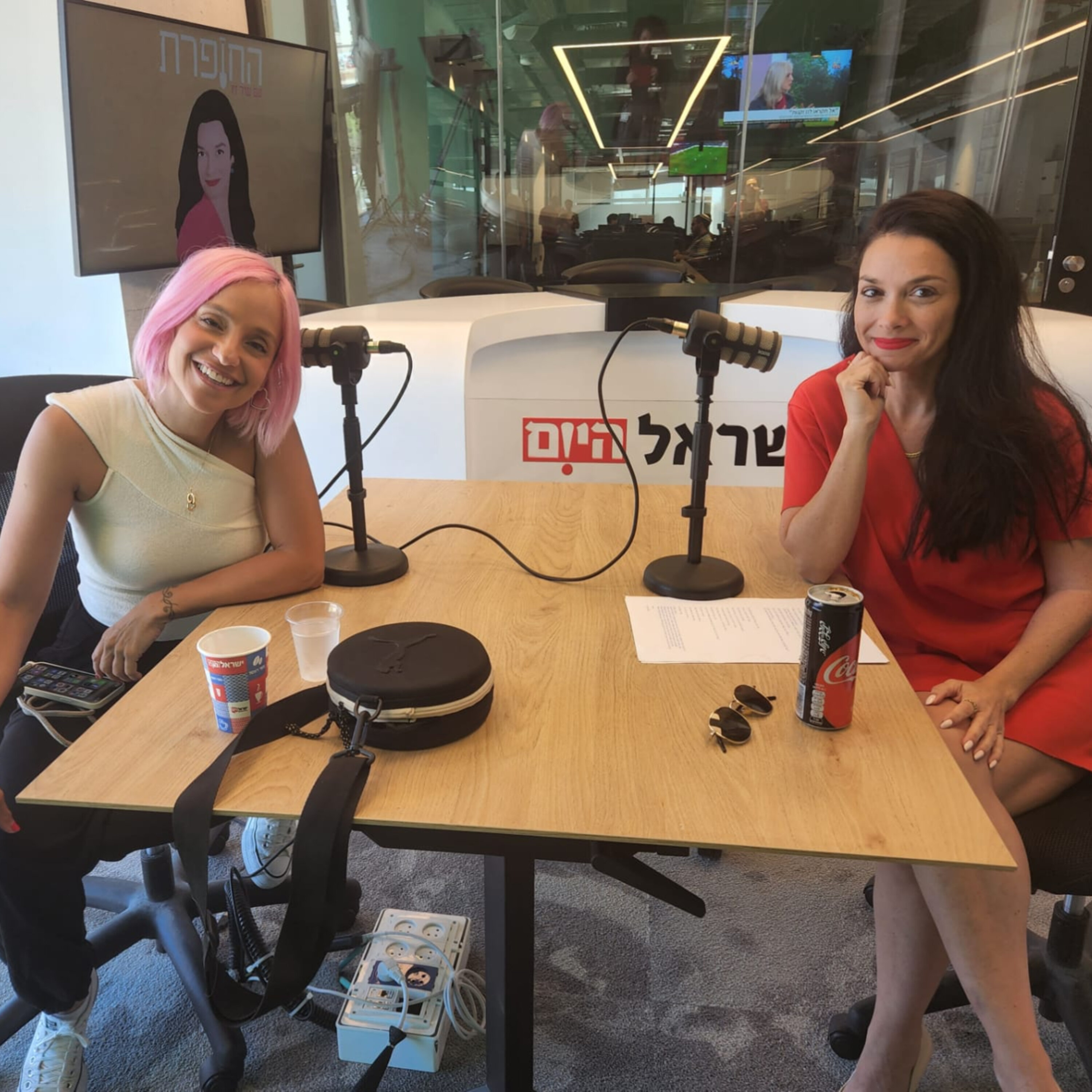 "החופרת" מאחרת את מורן טרסוב episode artwork