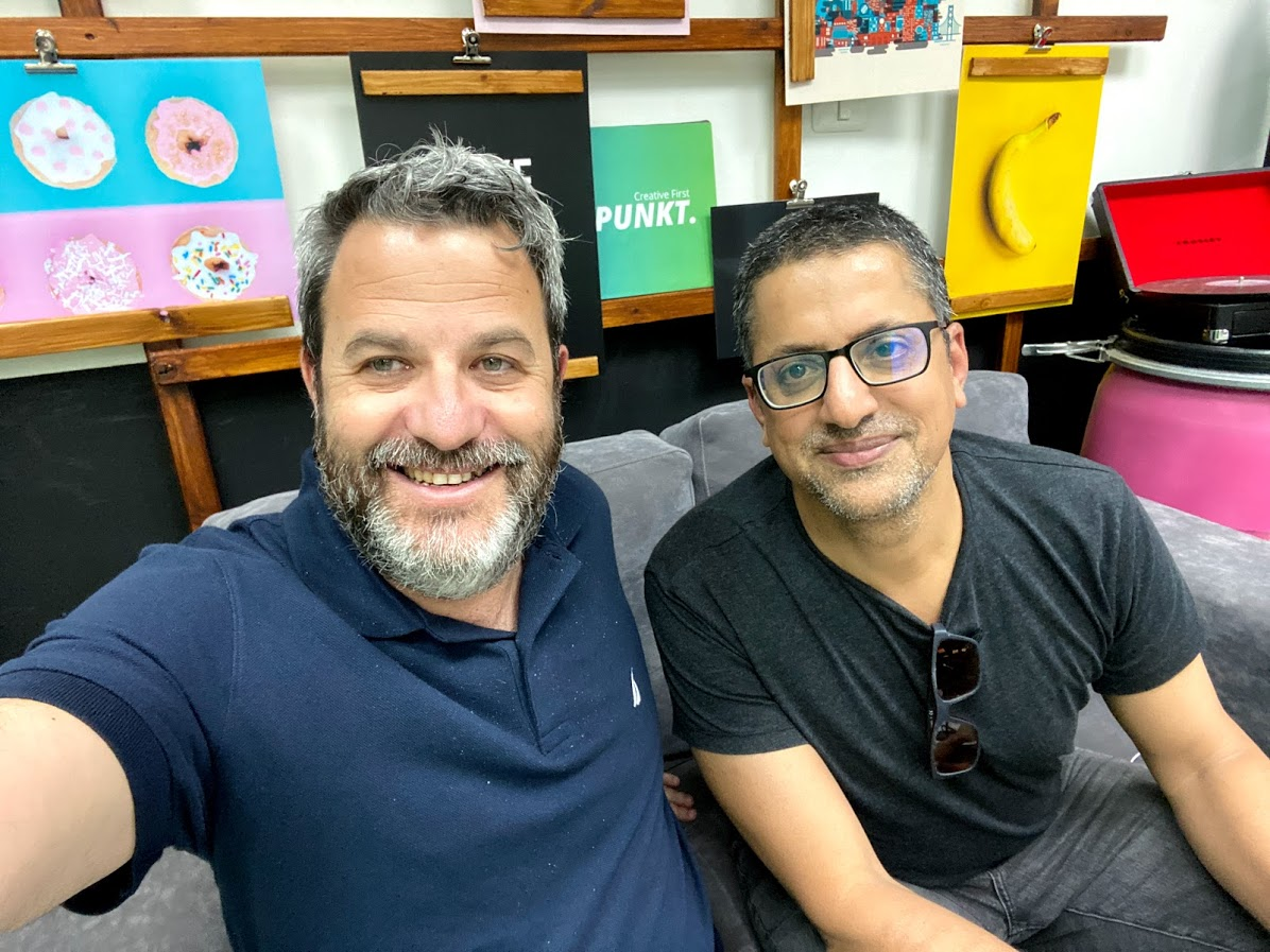 למה צריך להיזהר מתחזיות הקורונה? פרק 168 עם אסף חתוכה, אסטרטג ובעלים של ״פרה כחולה״