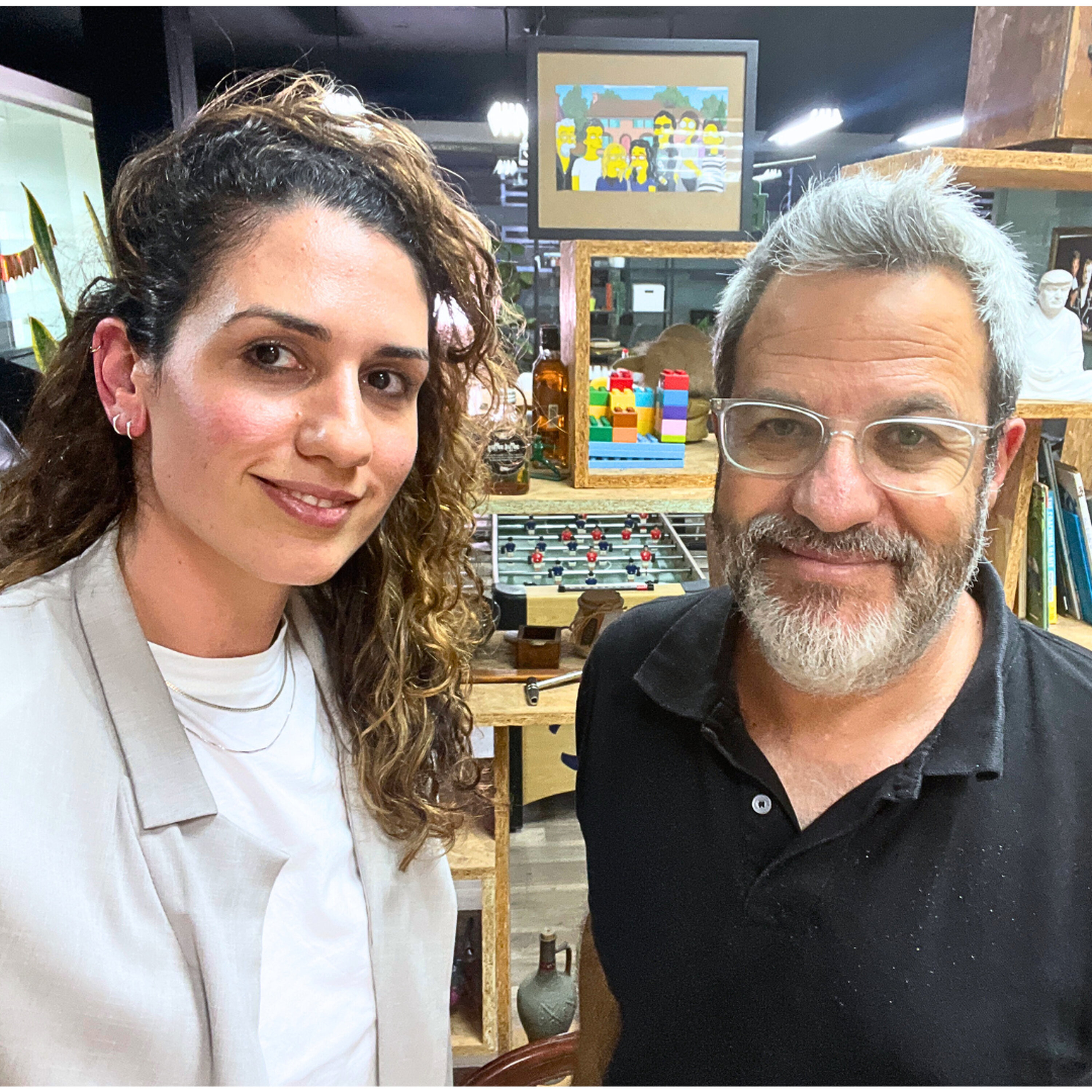 איך עושים סושיאל במשרד שמתמחה בטלוויזיה? פרק 406 עם שובל לוי, מנהלת מחלקת הסושיאל באדלר חומסקי