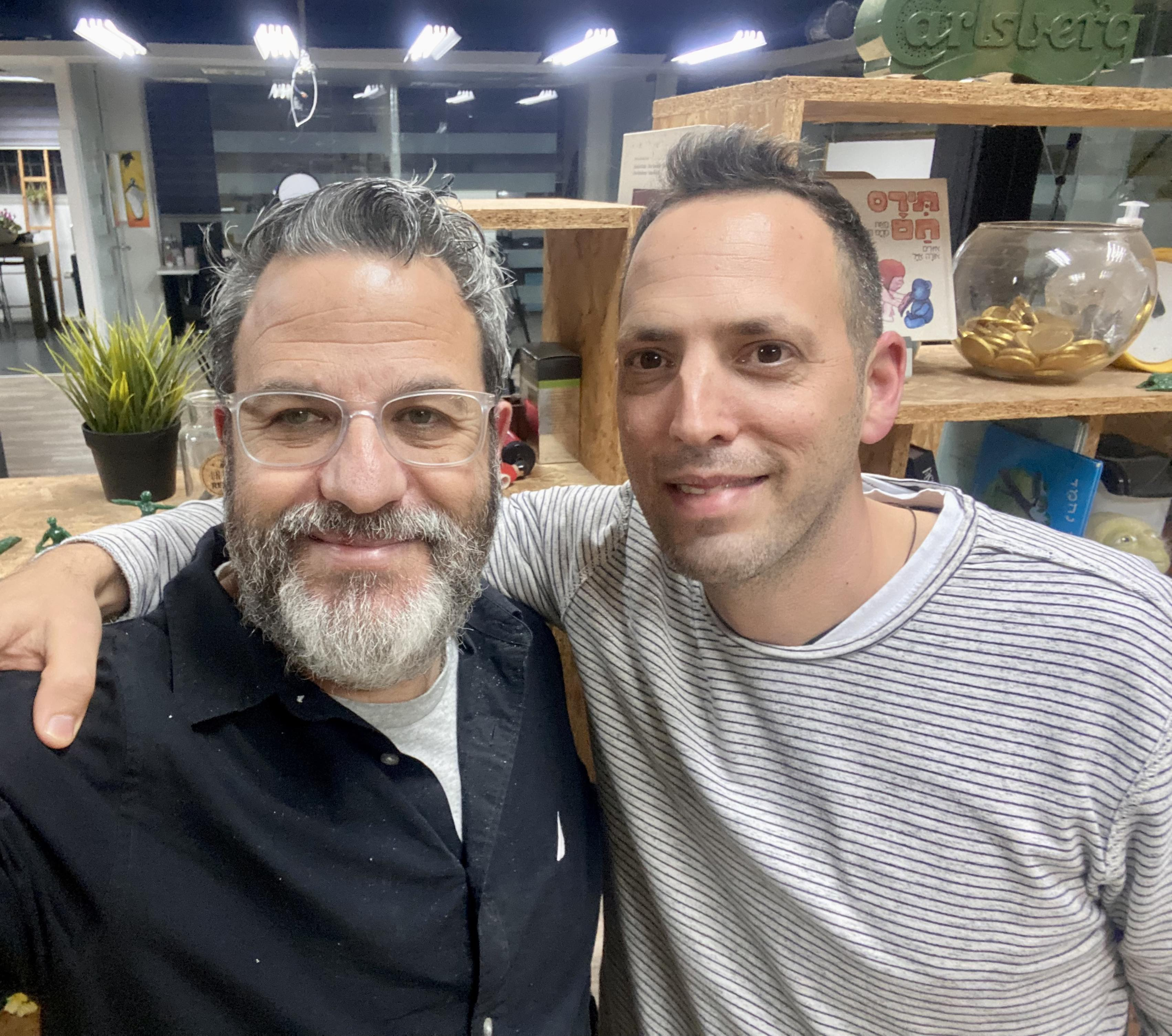 איך עובדים עם חברת הפקה? פרק 298 עם רועי קורלנד, הבעלים והמנכ״ל של גרין פרודקשן