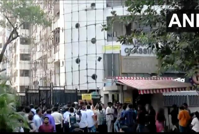 11月3日7時 政治・国際・医療のニュースまとめ