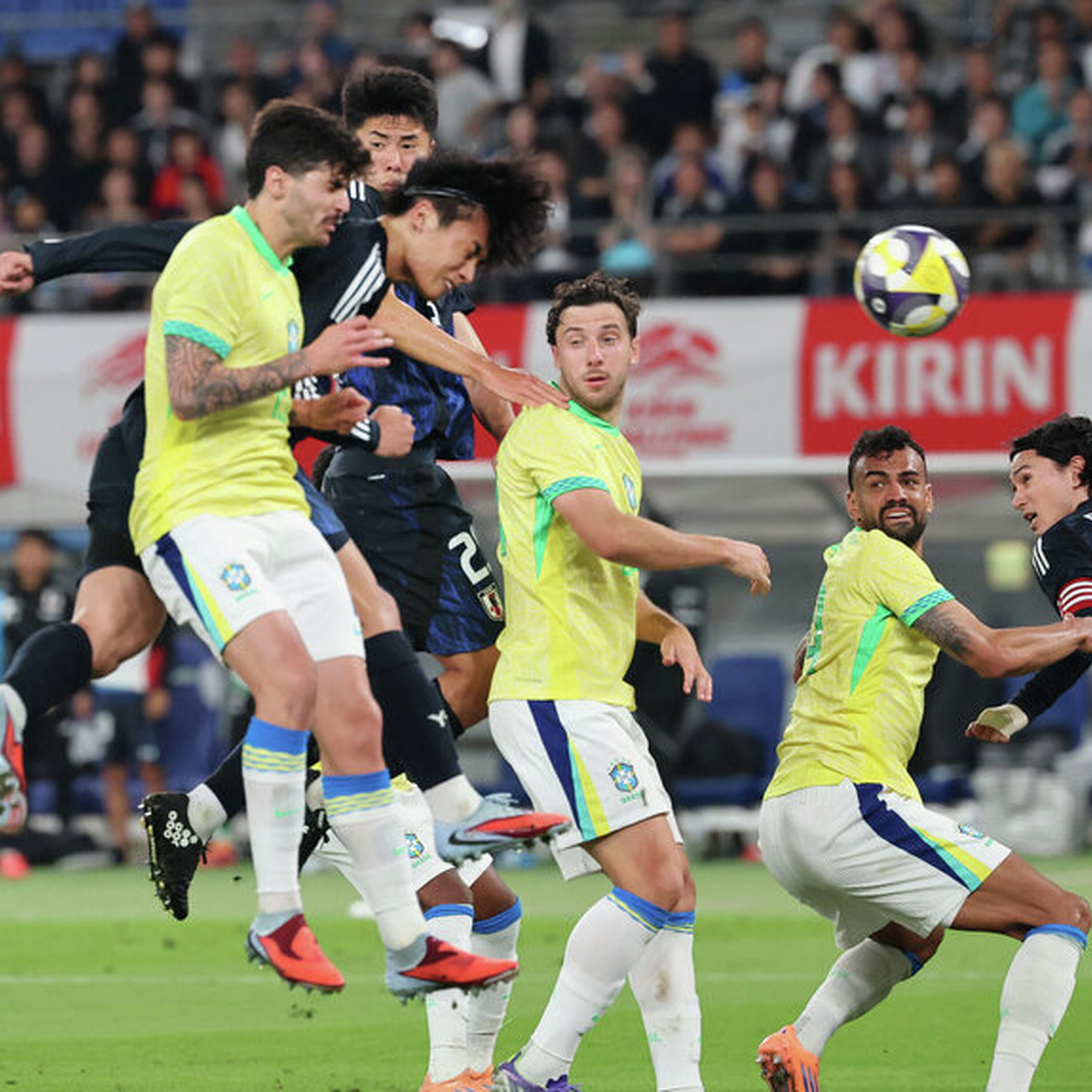 日本代表、ブラジルに歴史的初勝利 歓喜の裏にサッカー王国のたそがれ(ポキフト) #2041