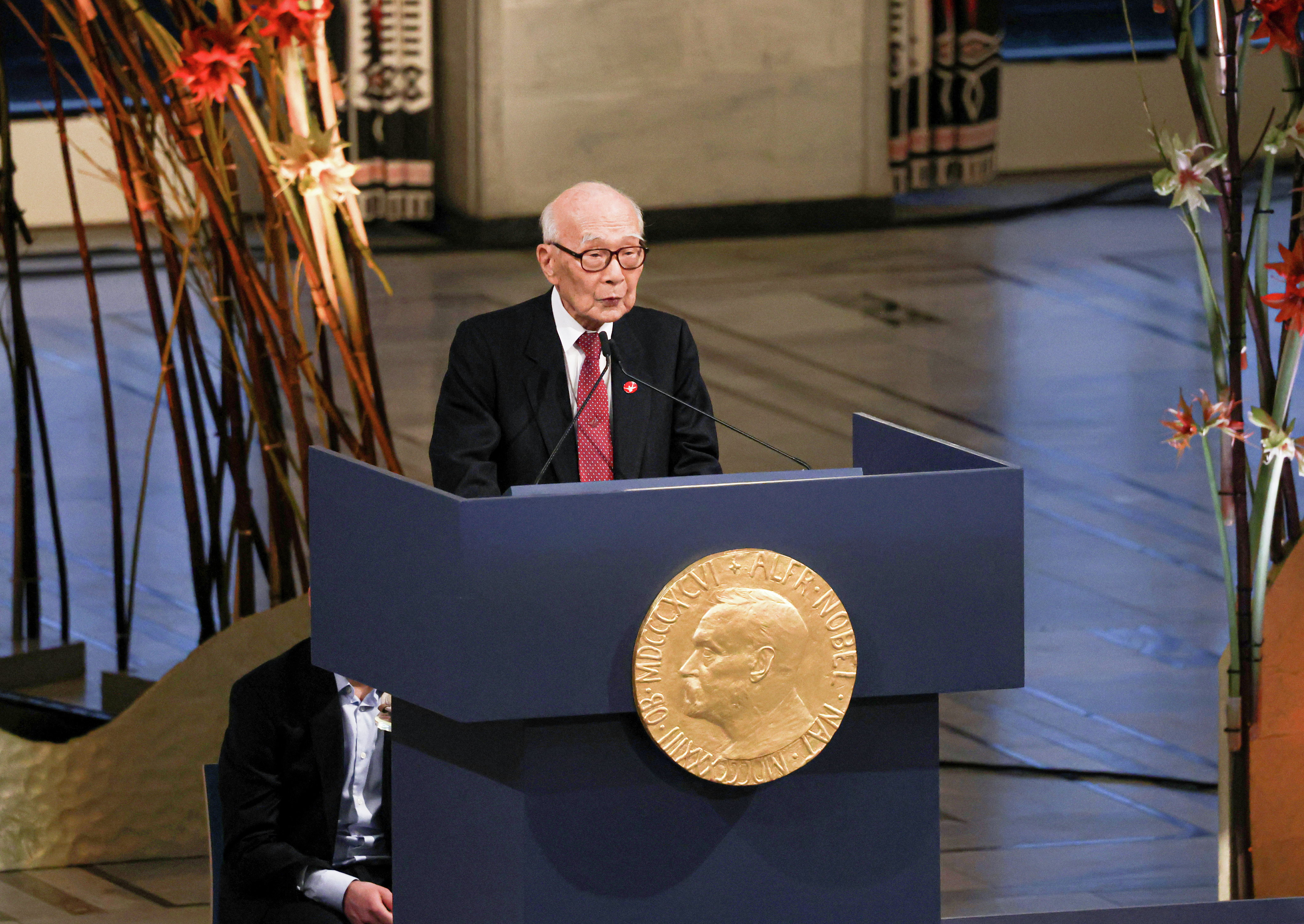 ノーベル賞スピーチから考えた 　「悪口言われてるよ」と本人に伝えるべき？ #1758