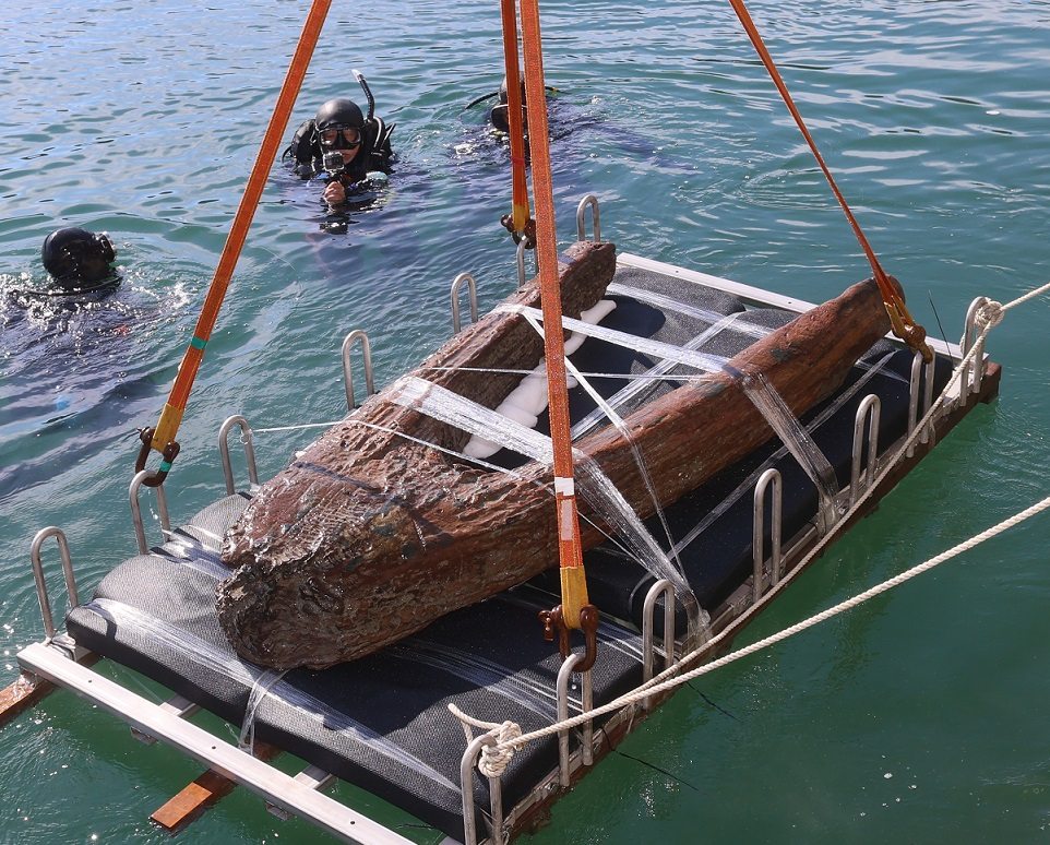引き揚げられたぞ、元寇船の木製いかり（前編）長崎・鷹島は水中遺跡調査のトップランナー #904