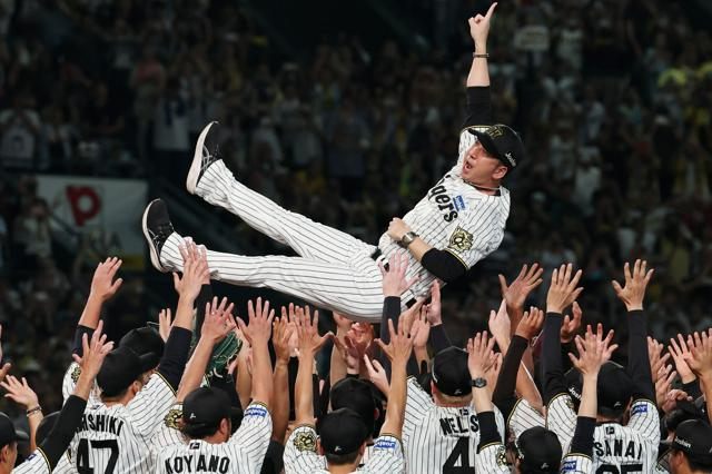 阪神最速リーグVのウラに　メジャーで、地方で、藤川監督が体得した野球と「休ませる」マネジメント #2014