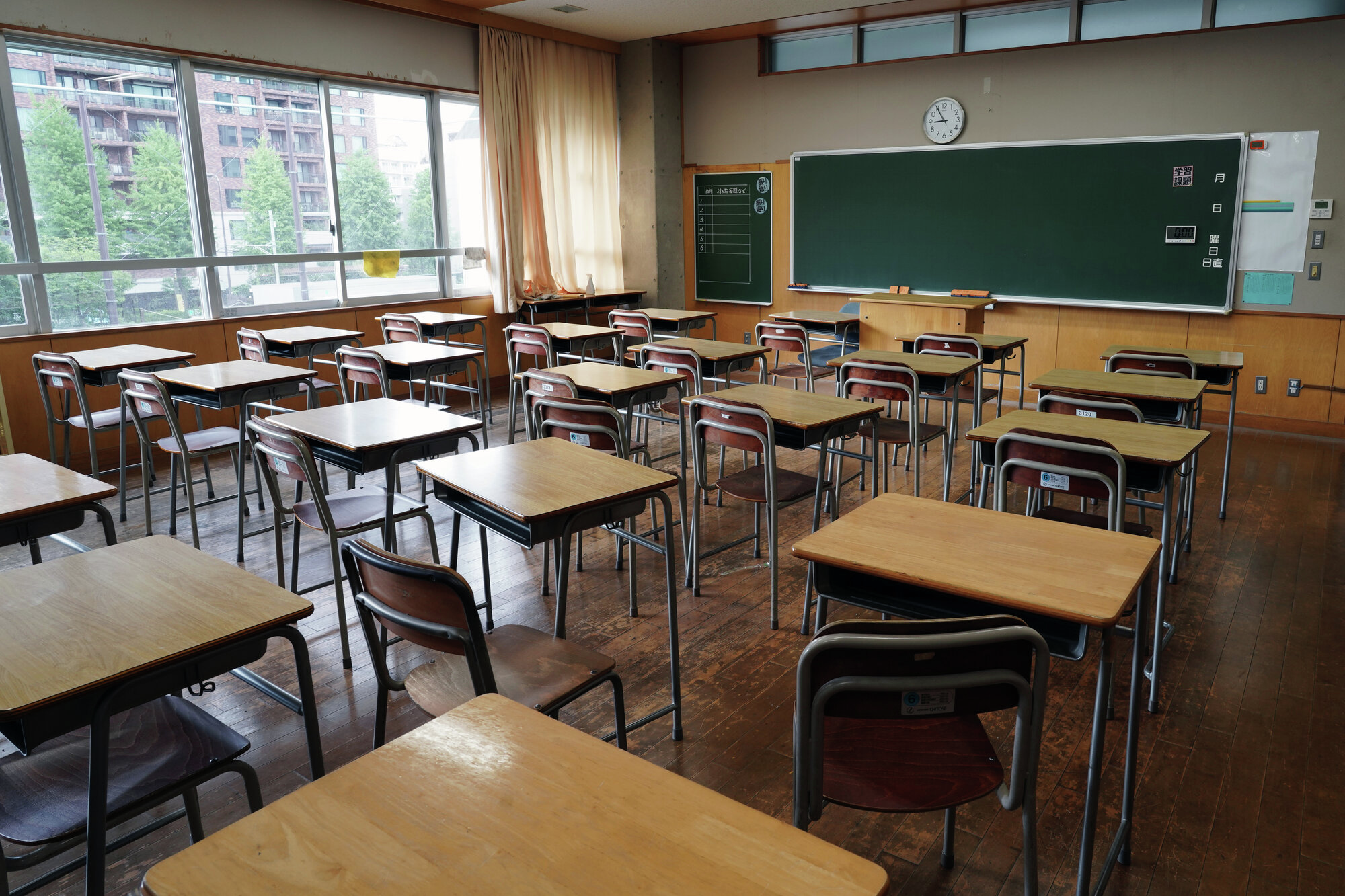 学校に「カスハラ対策」　保護者はカスタマーなのか　学校と保護者どう付き合う？(前編)