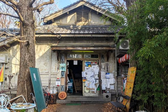 cover of episode 家賃800円で暮らした大学時代　日本最古の学生寮「吉田寮」に密着したら　自治寮とは（前編） #50-489