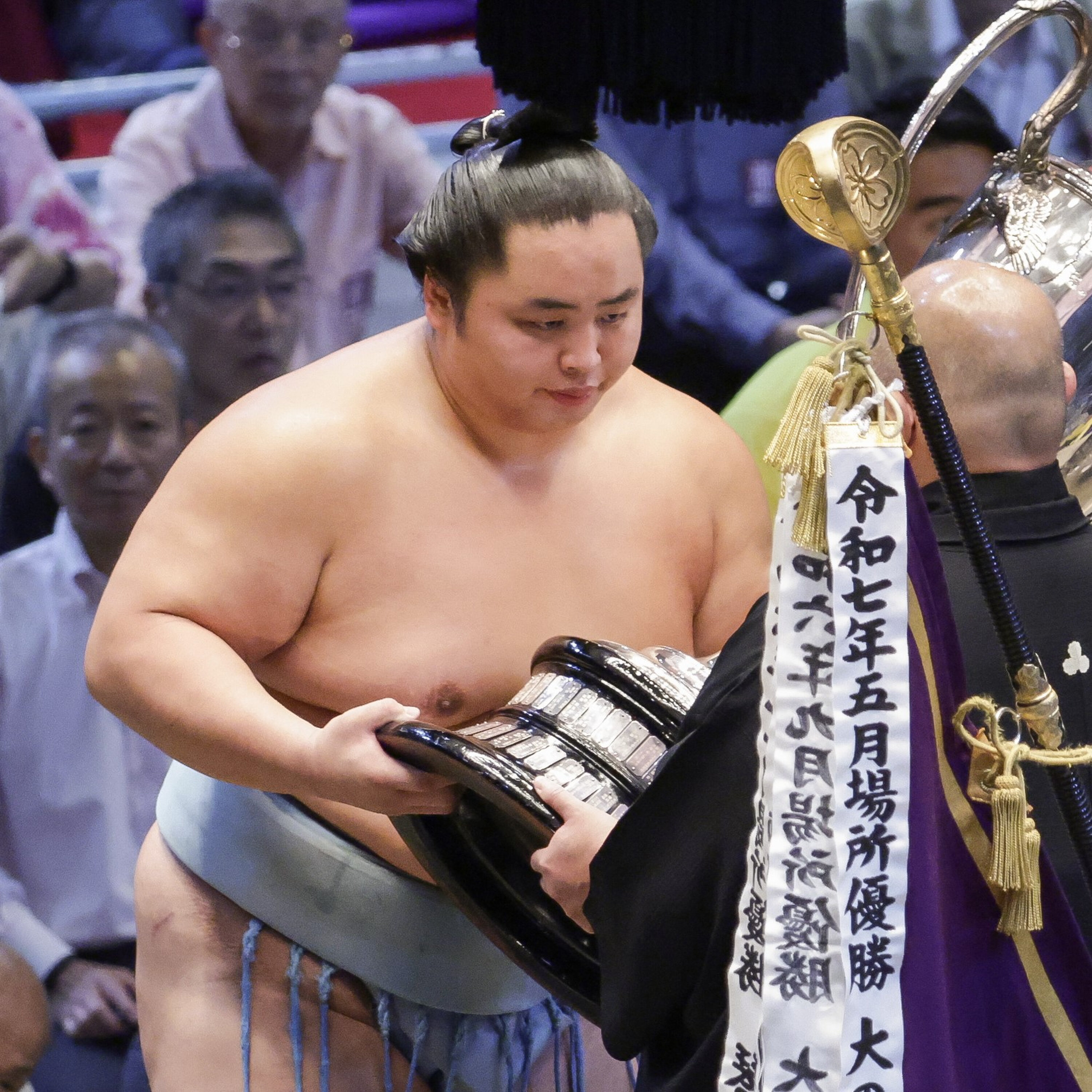 混戦の名古屋場所を制した琴勝峰 新入幕の弟が刺激に… 横綱・大関の今後は? #1992