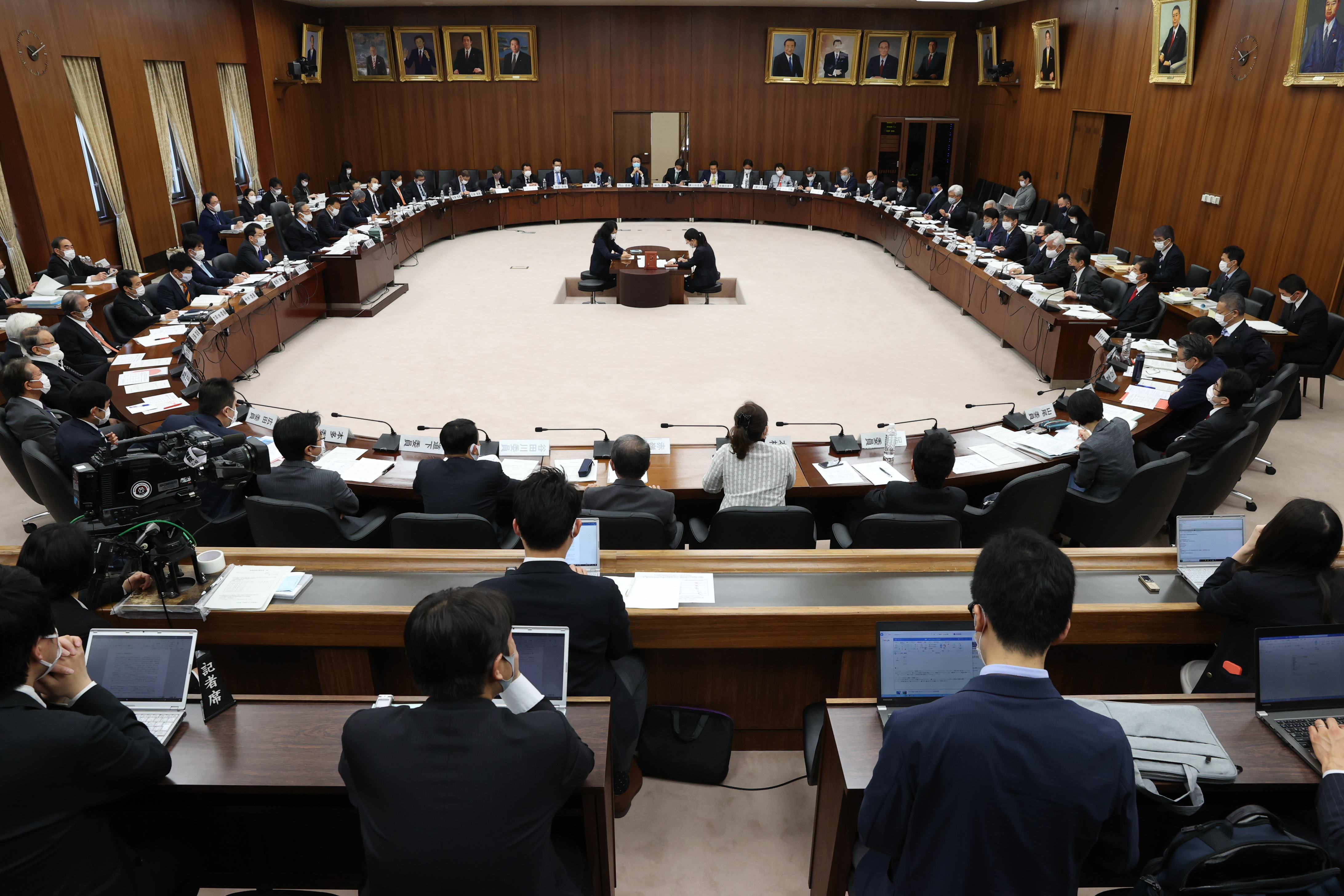 改憲の機運、盛り上がってなかった　世論調査でわかったこと