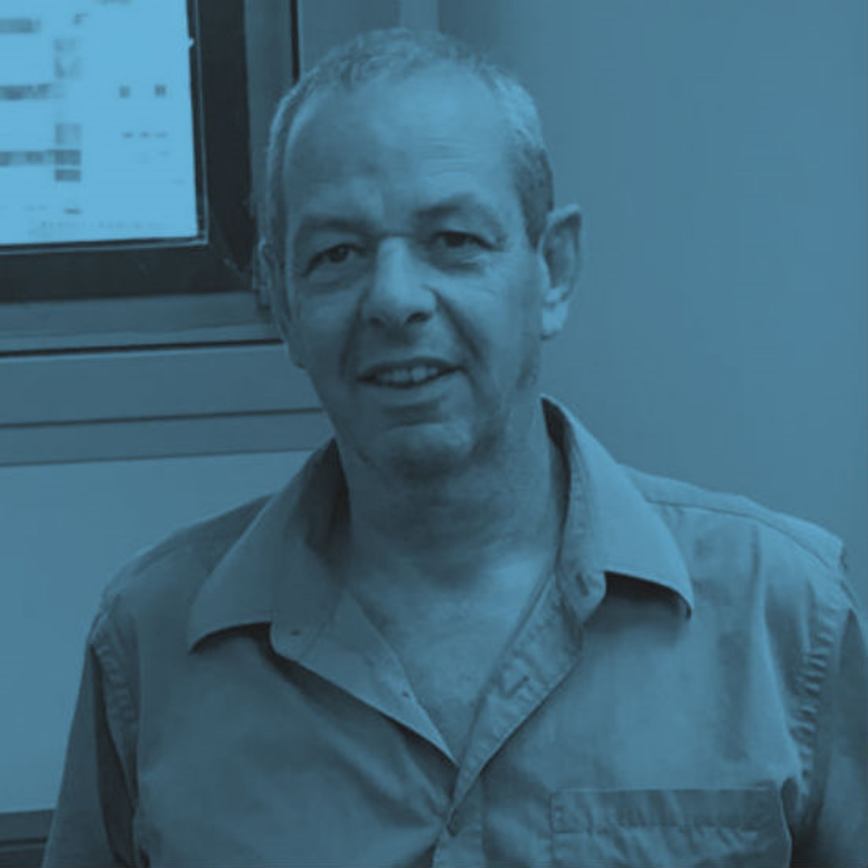 הכל מתחיל בבית בוסטר Booster הכל מתחיל בבית