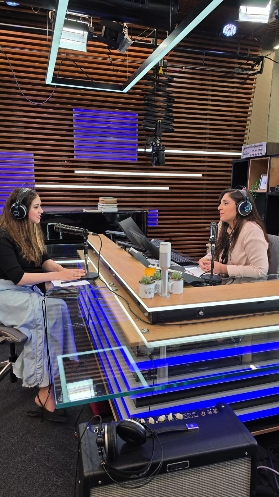 רווקות בזמן מלחמה: איך שורדים את השקט הרועם? שיחה עם הפסיכולוגית ברכי שגב