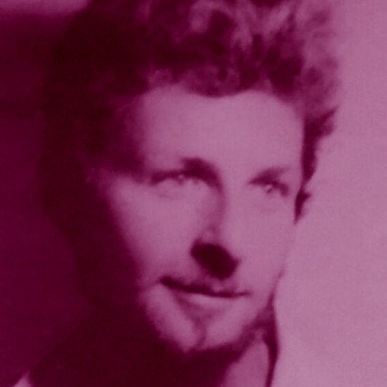 ארץ קטנה עם שפם