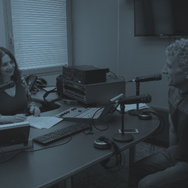 מאחורי ניקוד ועימוד – עם עמית בן יהודה