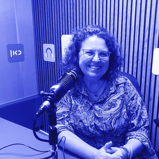 אנה טליסמן - לקבל עזרה בצבעי הגאווה episode artwork