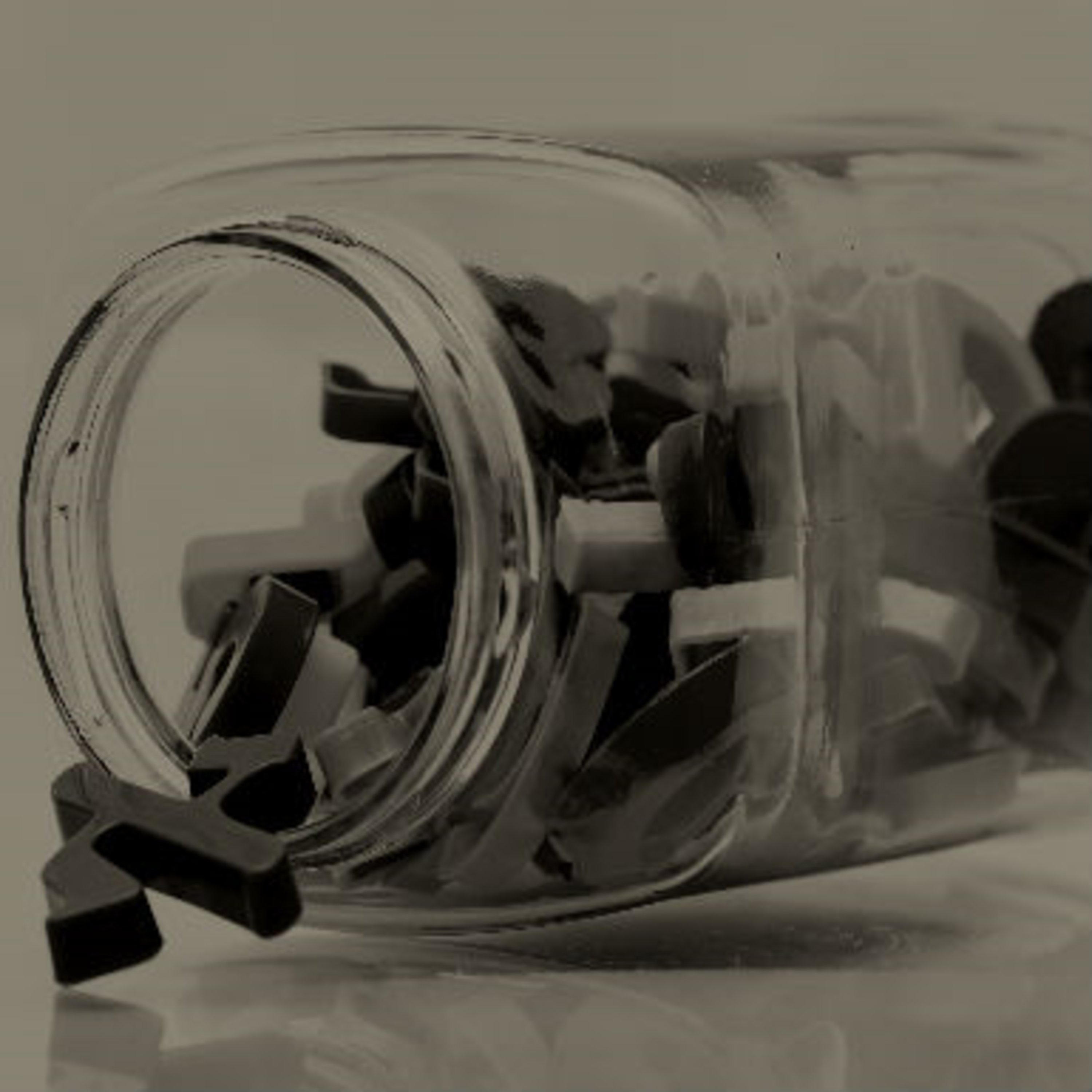 על קצה הלשון: חלק 4 המעבדה The Lab על קצה הלשון: חלק 4