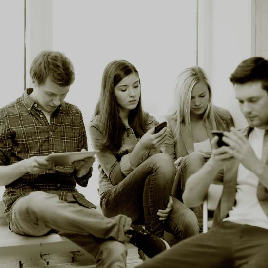 התפוררותה של מציאות משותפת - פרק 3