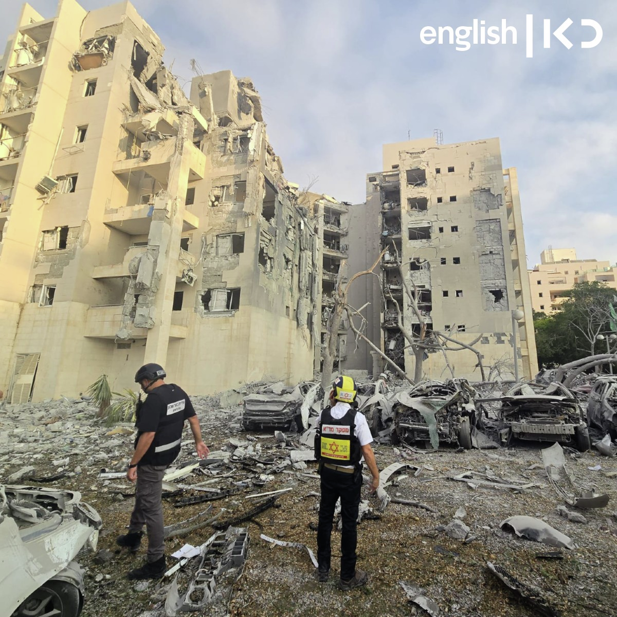 4 killed in Iranian missile hit in Beersheba episode artwork