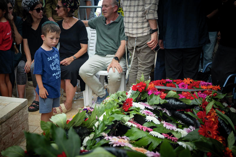 IDF soldiers killed in Lebanon, peace talks in Rome episode artwork