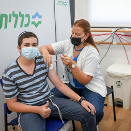 "Respecto de la vacunación, todo el mundo está mirando a Israel" - Entrevista a Alejandro Roisentul