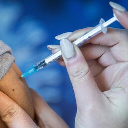 Derribando mitos sobre la vacuna de Pfizer