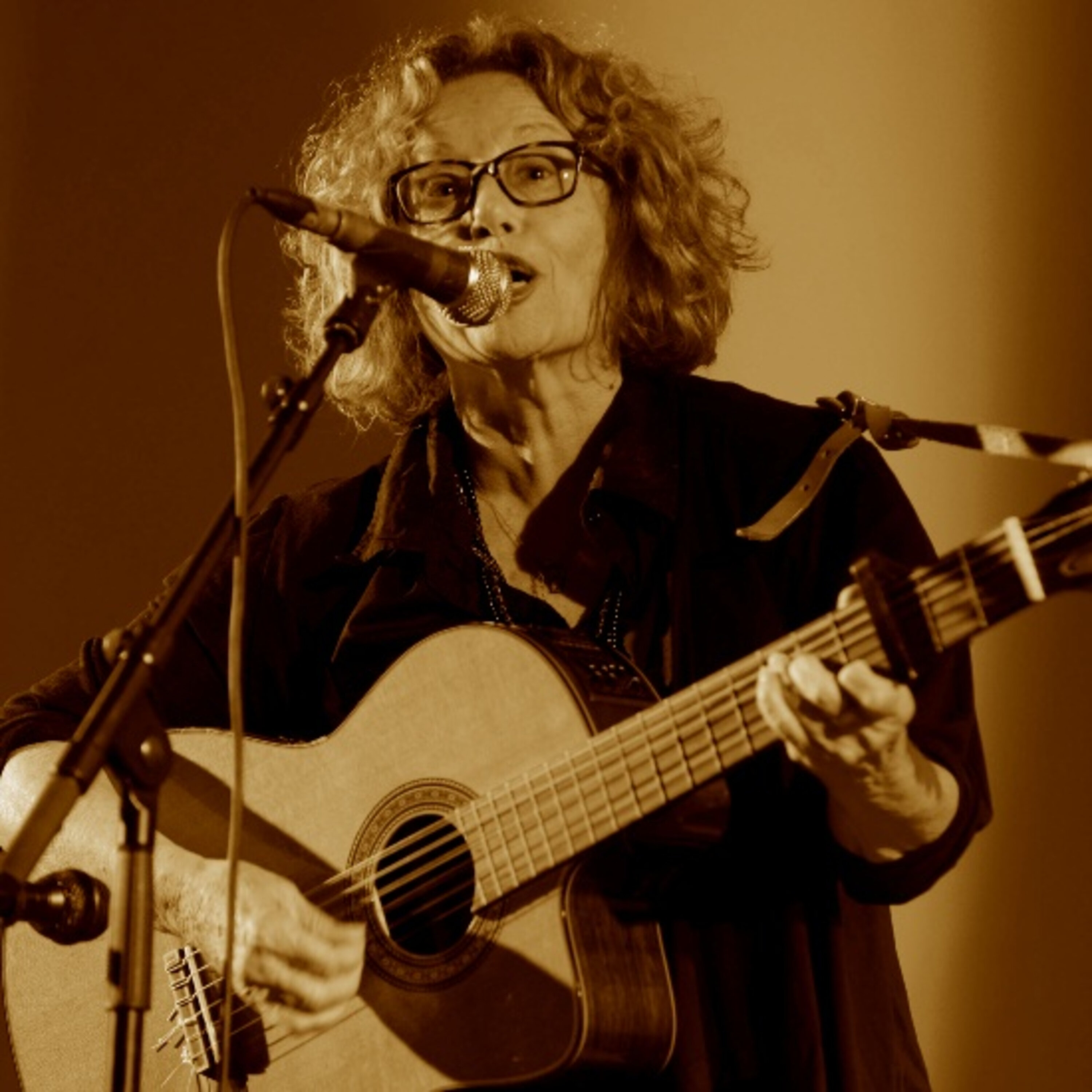 חווה אלברשטיין