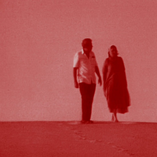 ובליבה - חומה: הפוליטיקה של נעמי שמר