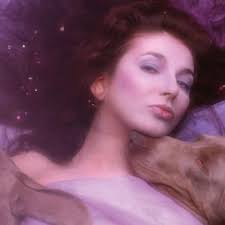 אלבום לאי בודד - Kate Bush - Hounds of Love episode artwork
