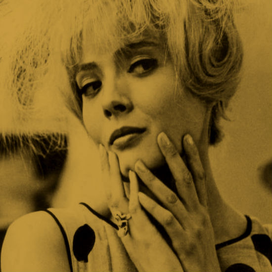 קליאו מחמש עד שבע: הפחד בצבע, האופטימיות בשחור לבן