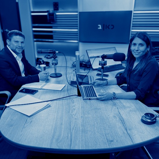 השר סמוטריץ' עונה על שאלות המילואימניקים