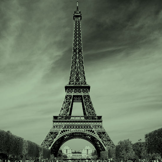 130 למגדל אייפל